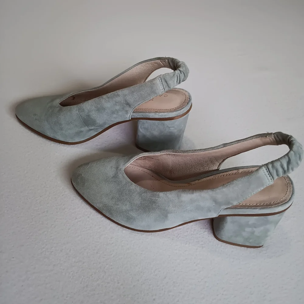 Caslon Sz 7M Light Blue Slingback Suede Heels (See Photos For Small Flaws)